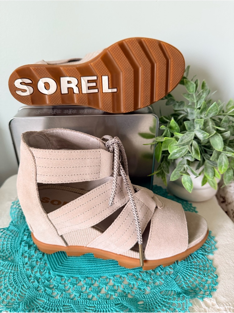 SOREL Joanie II Women’s Lace Up Suede Comfort Wedge Sandals Taupe Size 7.5